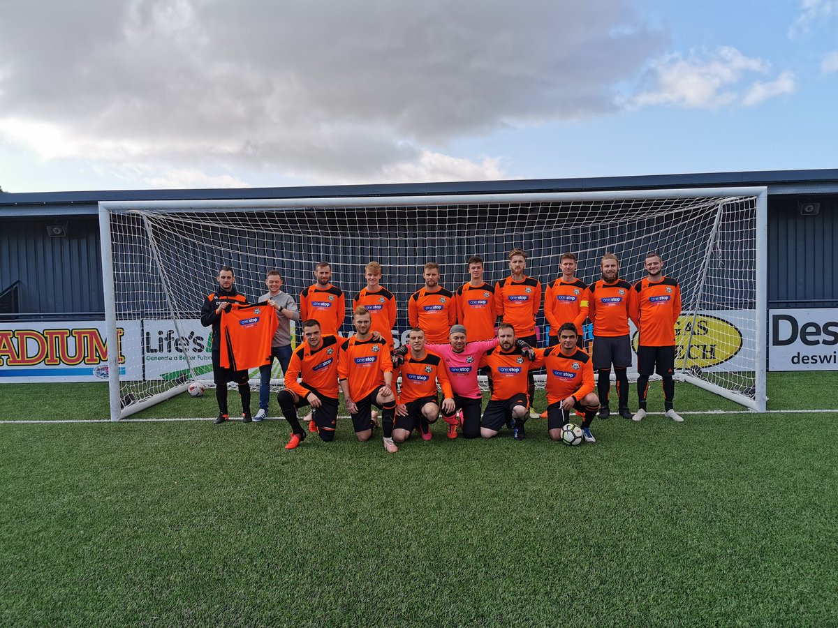 CastletavernfcN's tweet photo. New season, New Ground and new sponsor #castletavernfc #OrangeKit #OneStop https://t.co/OuXEI1BQg5