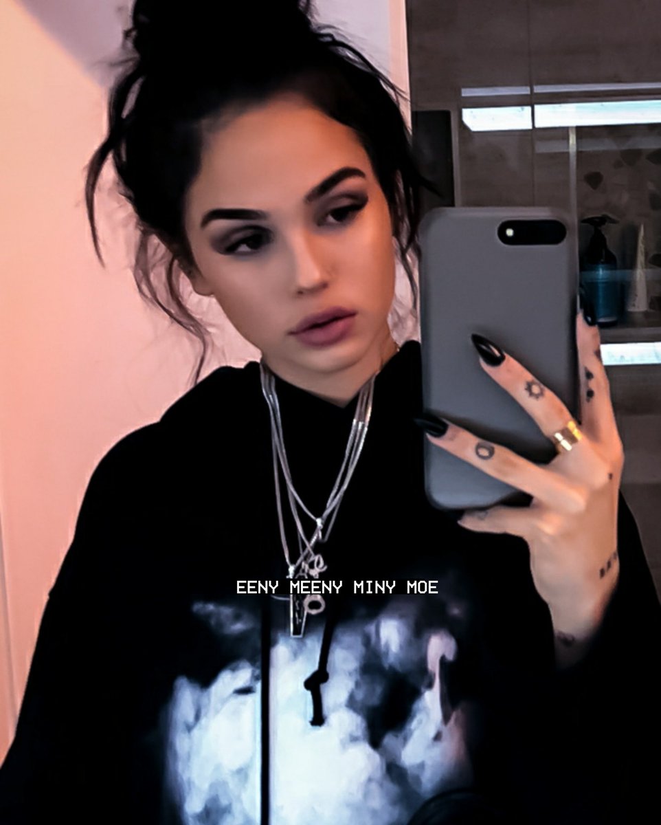 norackermvn's tweet photo. —She doesn't need your opinion, neither she's waiting for your okay. 
She'll never be perfect, but at least, Briana is brave.✫ ˚⋆｡ ❀ https://t.co/xKlcL9G9tY