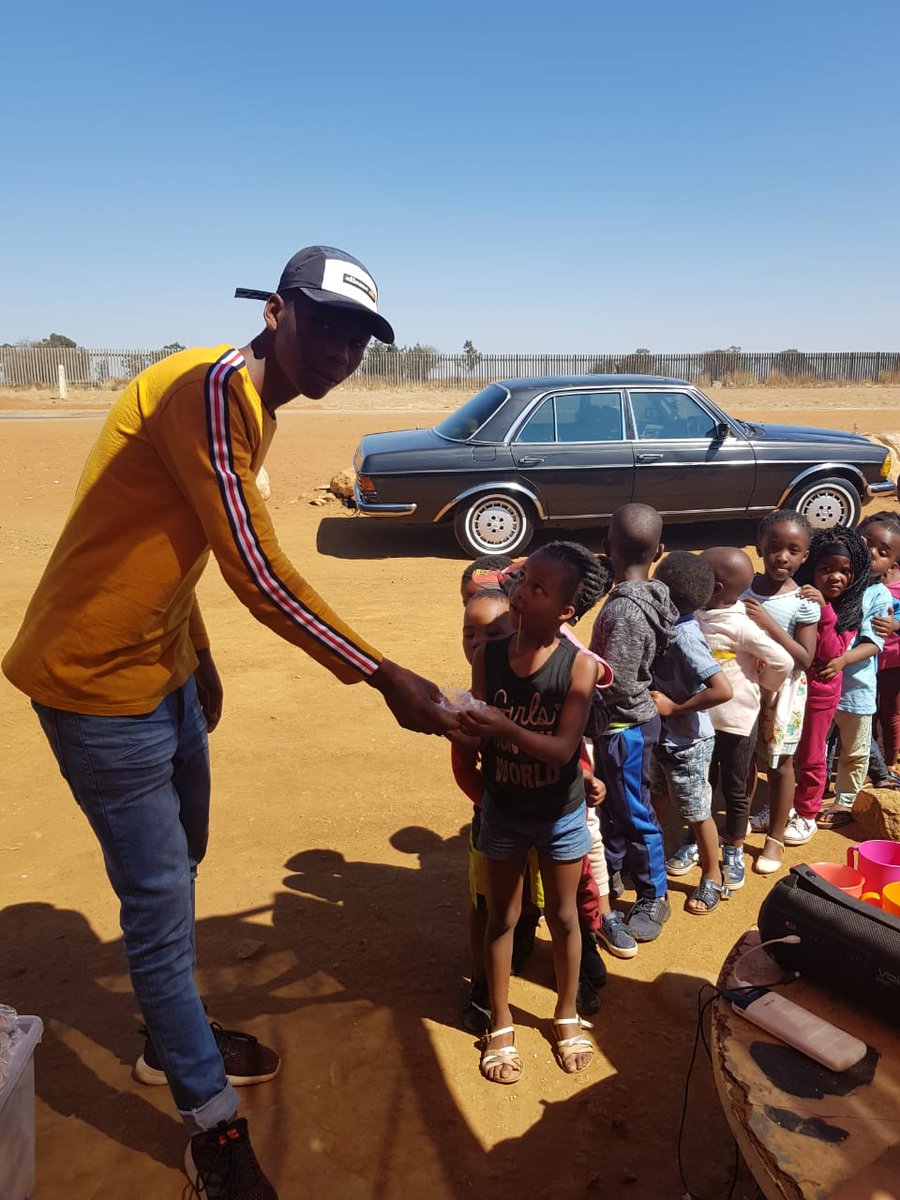 motsoledi's tweet photo. Happy Monday, we started our day by preparing breakfast for the kids.#youthintourism #wedotourism #soweto #southafrica #kasitourism #townshiptourism #visitgauteng #tourism #africa #welcomesa https://t.co/rOiKSZfwMP