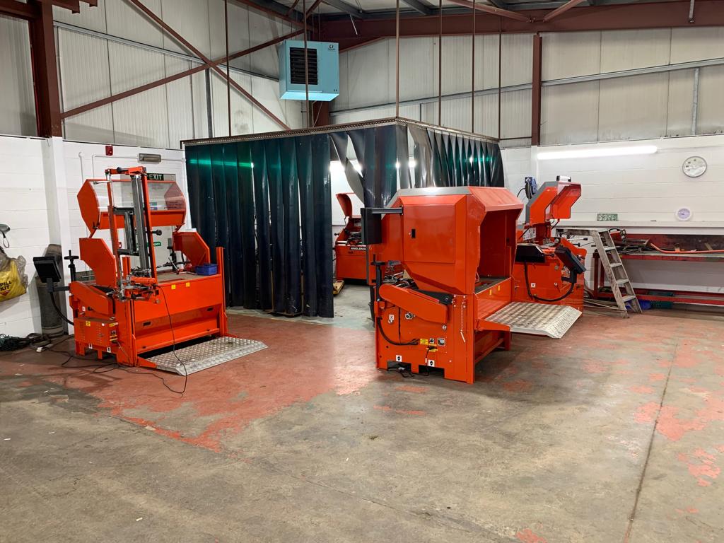 BernhardCompany's tweet image. While the players are on the course practising, we have been busy grinding  those John Deere units @GleneaglesGolf for perfect quality and playability #sharpeningsolutions #keepingsharp #tournamentsupport Good luck to all