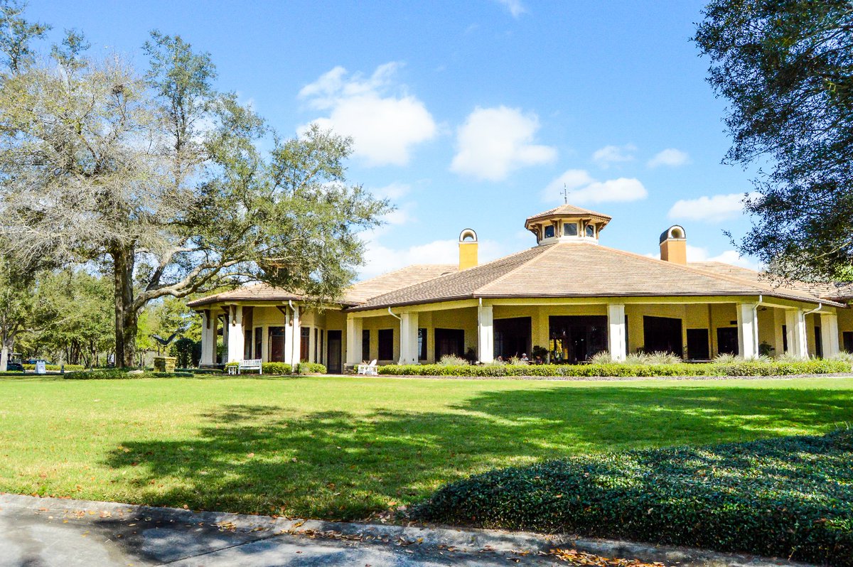 RedTailHomes's tweet image. Spectacular views and the Florida lifestyle you've dreamed of. That's what makes RedTail second to none. hubs.ly/H0jrMPd0