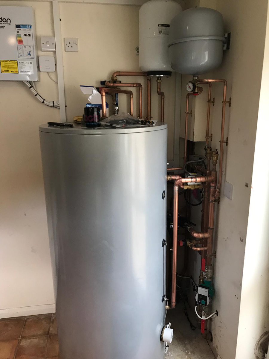 Another property in rural Devon brought into the future with an air source heat pump. We upgraded an oil heating system with a 14 kW Mitsubishi air source heat pump paired with a 400 litre un-vented Cylinder. #renewable-energy #airsource #Heatpump #RHI