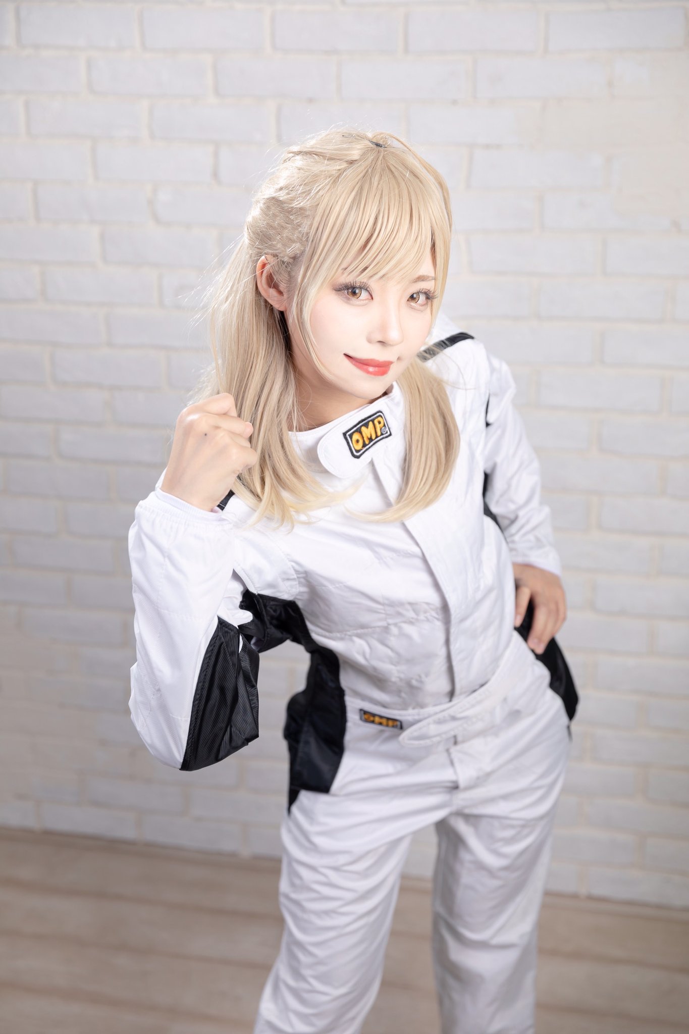Twitter 上的 花香琴音 レーサーvtuber レーサーvtuber琴音の コスプレ第2段は ことねとレーシングスーツ コスプレ 花香琴音 T Co K1ce9xj3sn Twitter