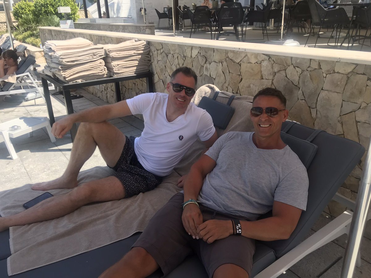 Great to catch up with @Carra23 in Portugal last week #properplayer #propergentlemen