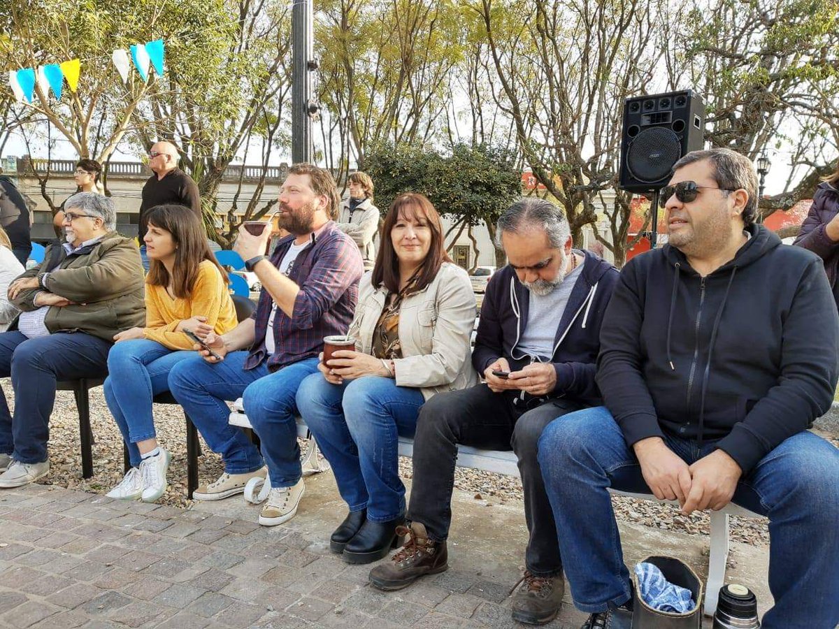 Acompañamos a nuestros amig@s de la Ciudad de <a href="/Baradero/">martin mac mullen</a> y a l@s vecin@s que participaron de la #MateadaCiudadana organizada por el #FrenteDeTod☉s.
Los moviliza la #Esperanza y la #Fe de una ciudad distinta, donde se puedan recuperar los #Sueños.
Felicitaciones!!!
#NuevosTiempos