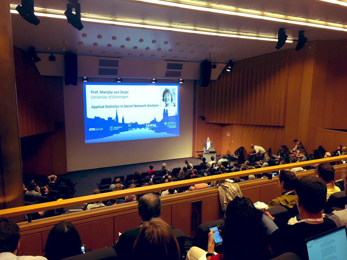 FranciscaOrtizR's tweet photo. “Social network analysis and applied statistics” by Marijtje van Duijn - First keynote of #EUSN2019 really interesting topic!! So happy to have the opportunity to be here! 🤓 https://t.co/WUzFnAJBkt