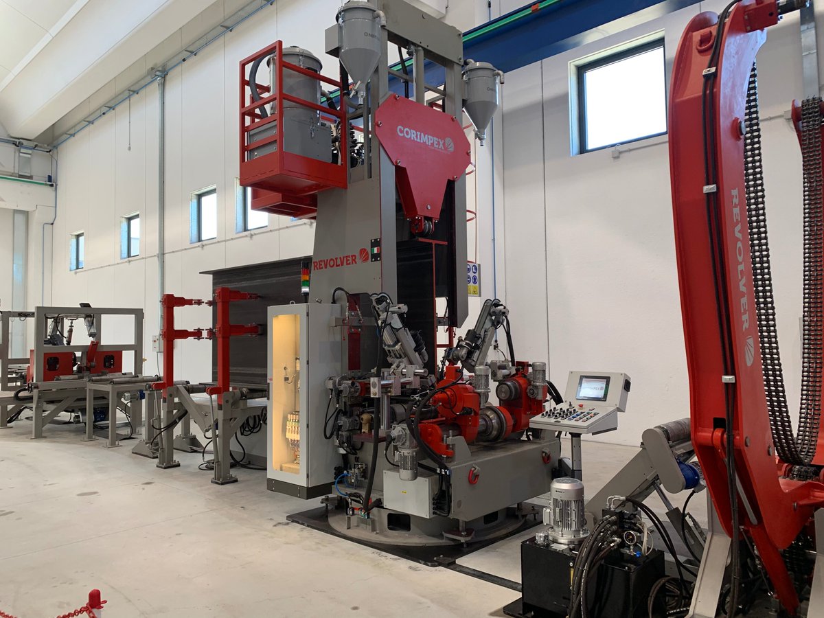 ficepfrance's tweet photo. [ACTU PARTENAIRE @FICEP] Découvrez la nouvelle ligne de soudage REVOLVER #Corimpex pour la production de PRS (bâtiments et ponts). 
👉 Pour plus d'informations, contactez-nous : https://t.co/Kd67HaMLse https://t.co/kZxYIPWtVP
