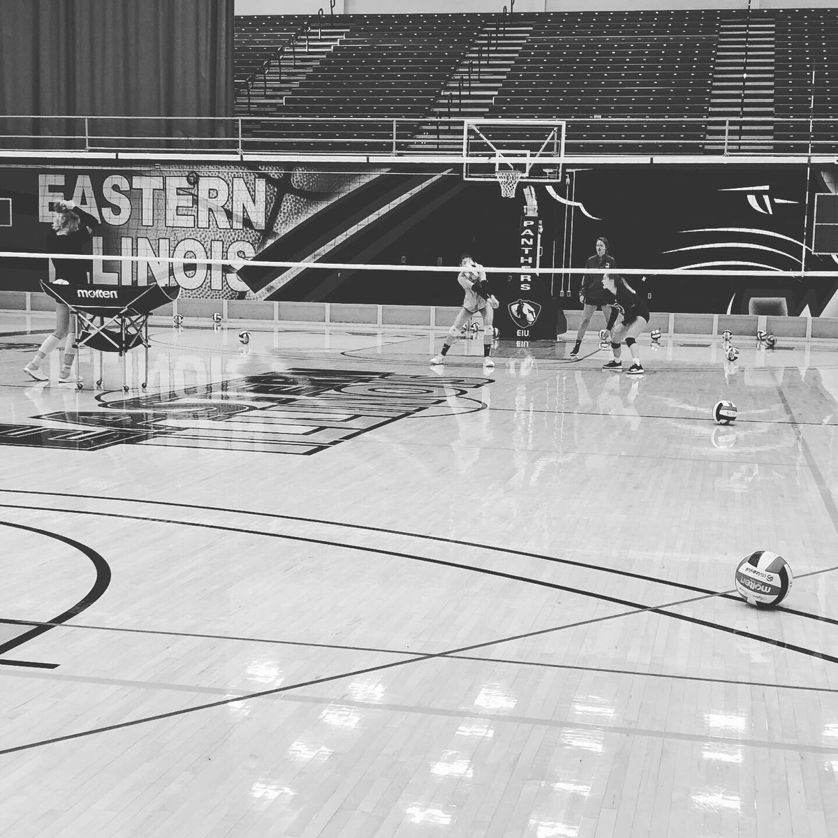 Morning Serve &amp; Pass.  #eiubleedblue #focused #family #process