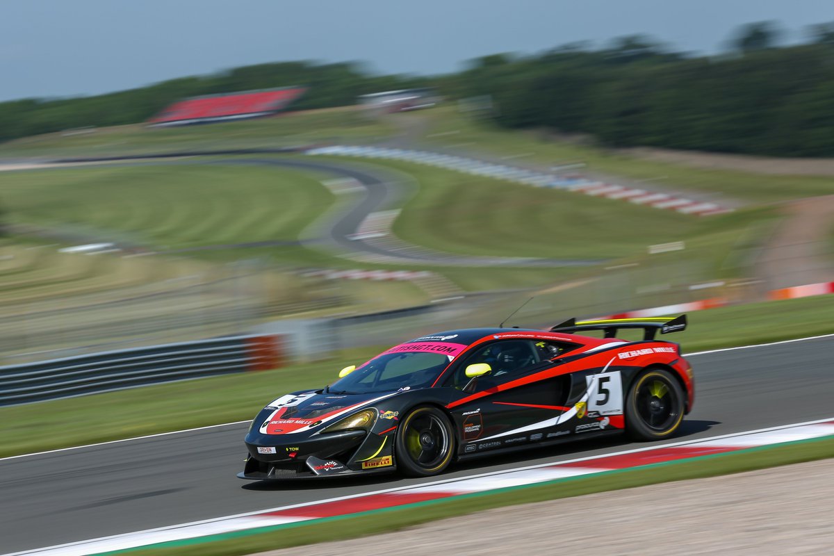 TolmanMsport's tweet photo. IT'S RACE WEEK! 🥳

We've reached the pointy end of the 2019 season and the focus is on 🏆 and 🍾 #DoningtonDecider 

#TolmanMSport | #BritishGT | #McLaren | #MondayMotivation https://t.co/1Cbjjh6Kc7