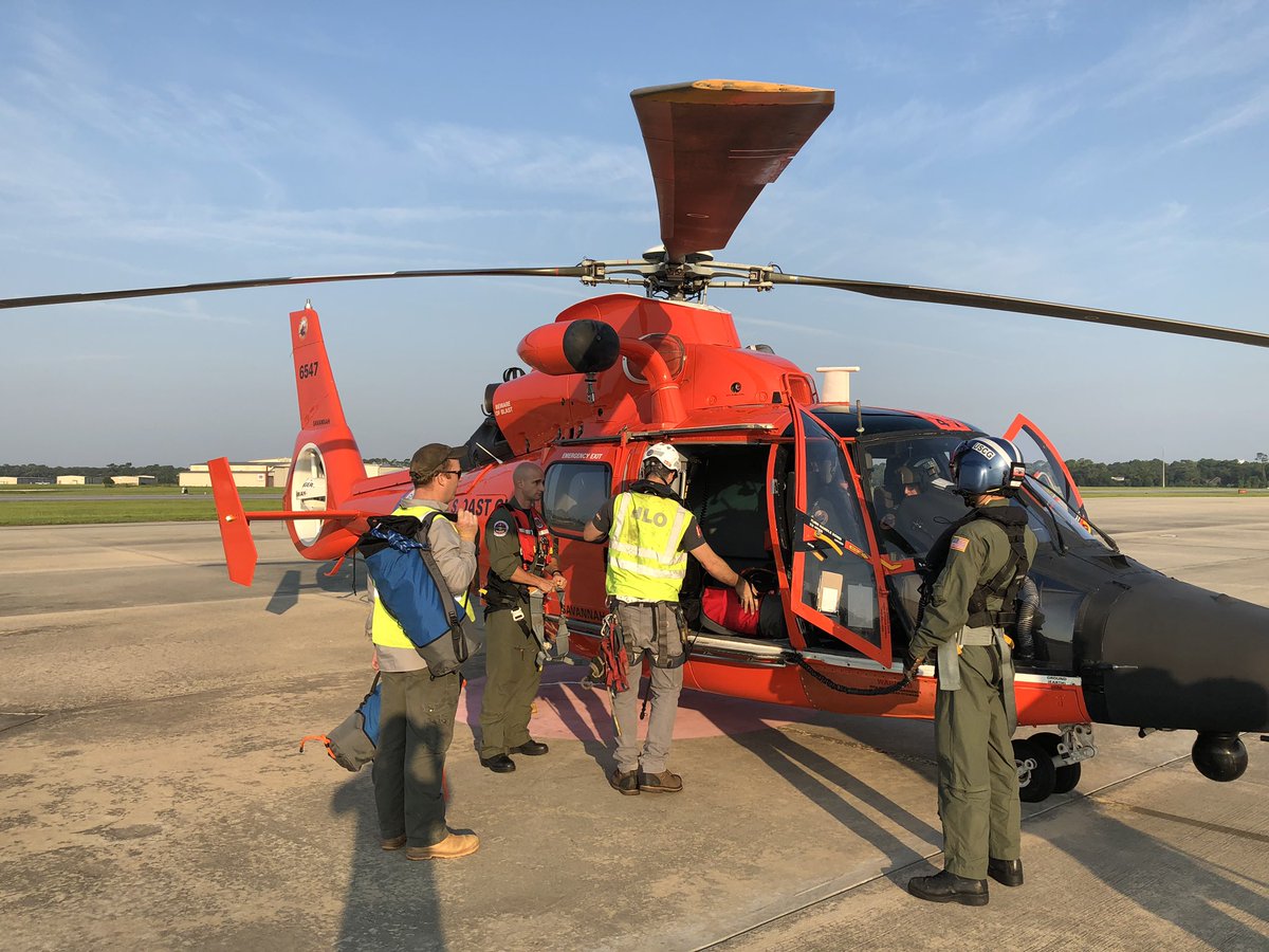 USCGSoutheast's tweet photo. .@USCG and salvage crews are currently trying to access the #GoldenRay near #StSimonsSound via rescue helicopter. #HappeningNow #BreakingNews https://t.co/1Uhr67peSM