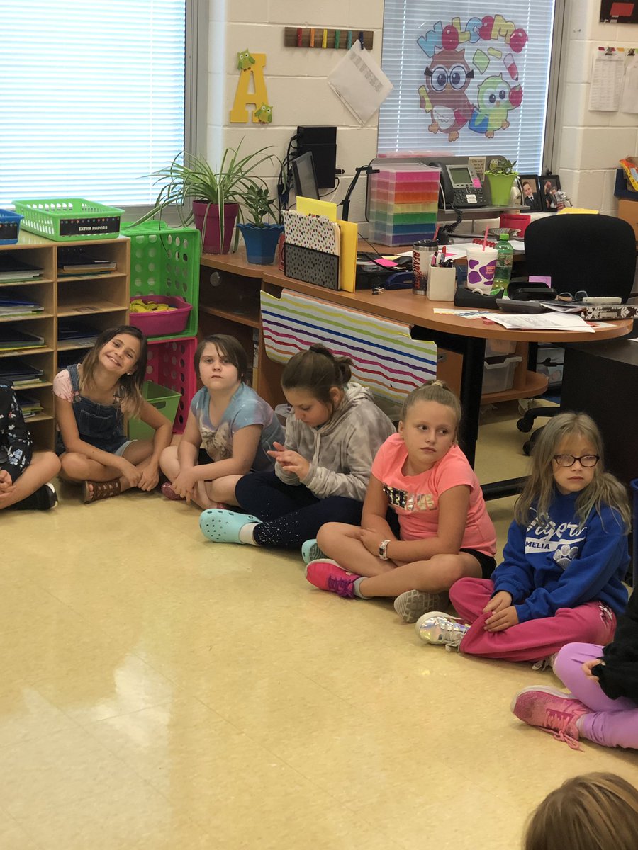 Starting our day sharing with friends!