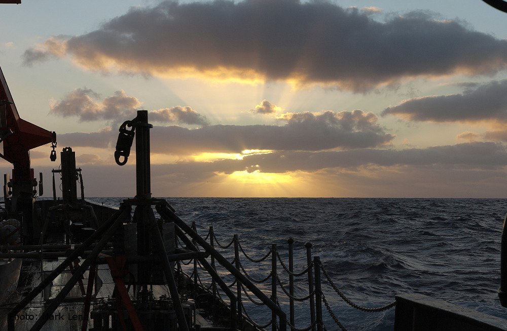GEOMAR_en's tweet photo. The expedition #POS536 of #RV_POSEIDON is slowly coming to an end. For all #details and new #updates, have a look at the #expeditionblog!
https://t.co/jOsKYLZDcG https://t.co/BsWs0s8WEc