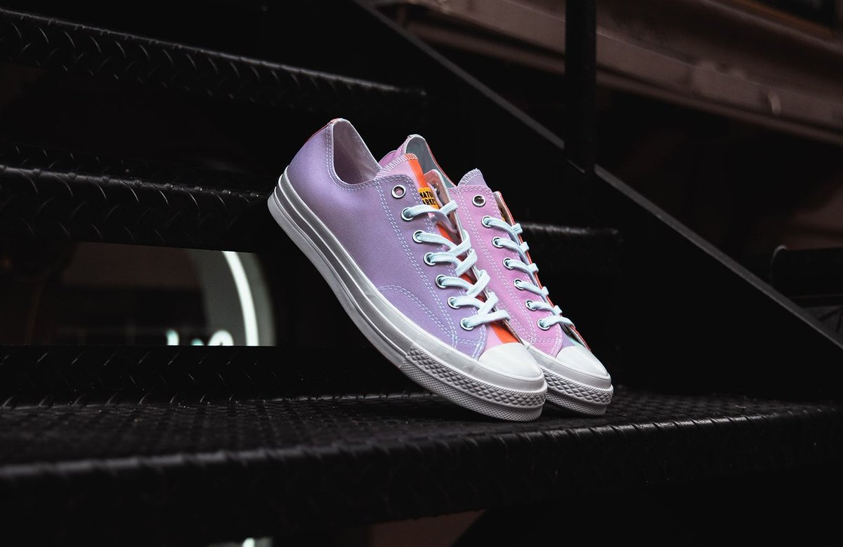 converse chinatown market low