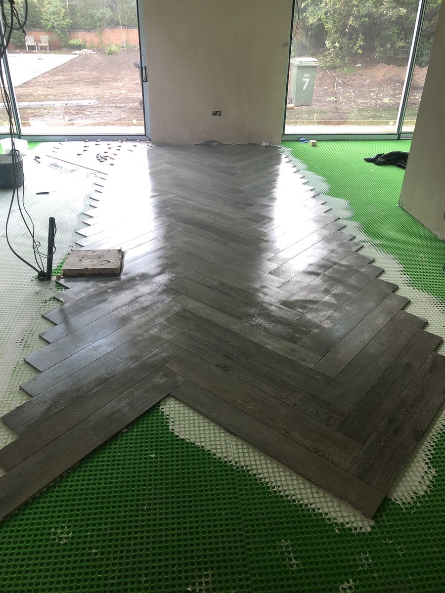 Urbane Tiling Ltd tweet media
