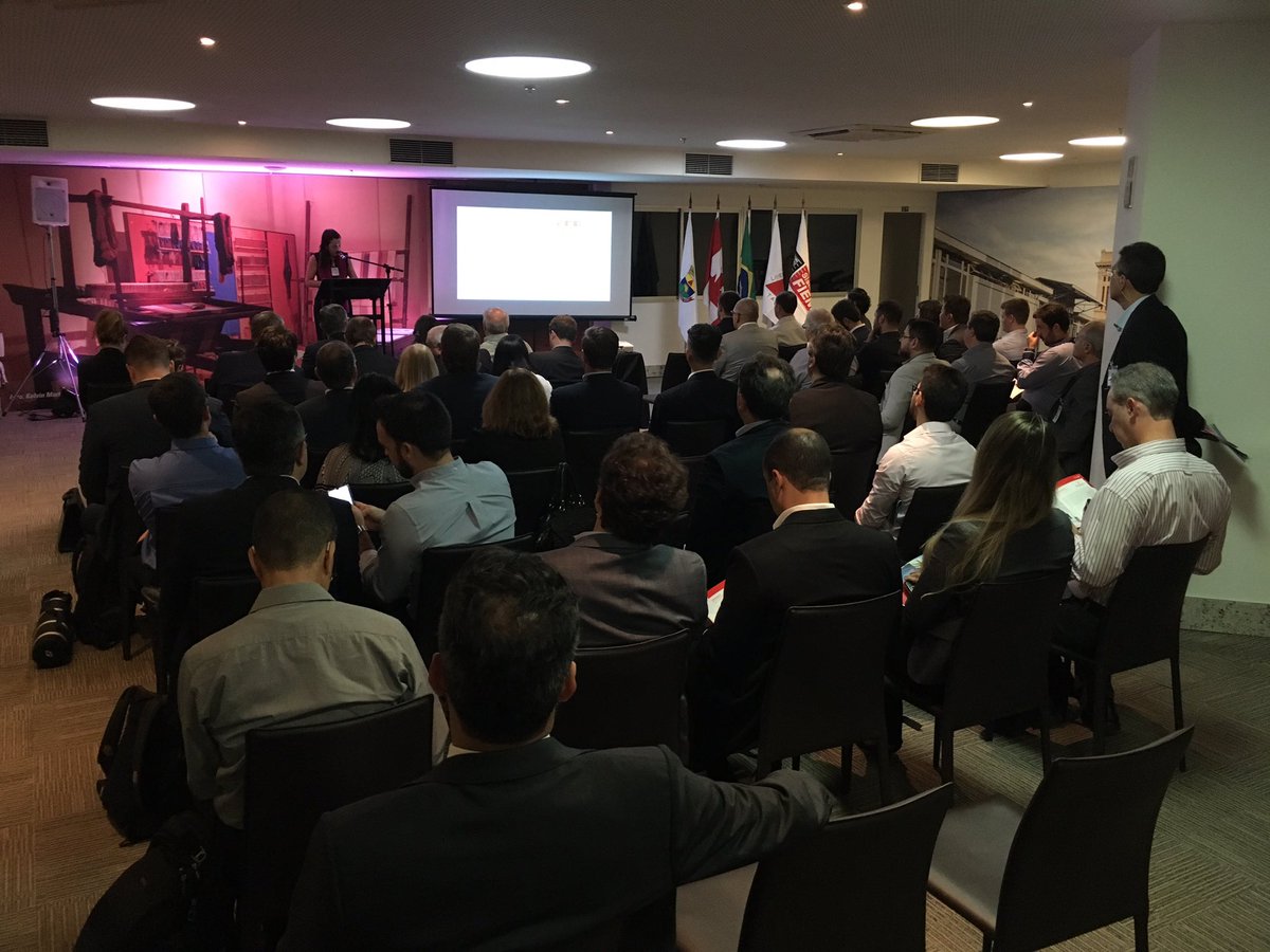 RaquelTrade's tweet photo. #CanadaExposibram - A pleasure to welcome participants w/ my @TCS_SDC colleagues @Monica_McD_SP + @SHEDANTAS at the opening of the B2B Sessions at @SistemaFIEMG and facilitate the introduction of #Canadian solutions in #digitaltransformation and #cleantech for #mining in [BRA] https://t.co/tZdKlwXn18