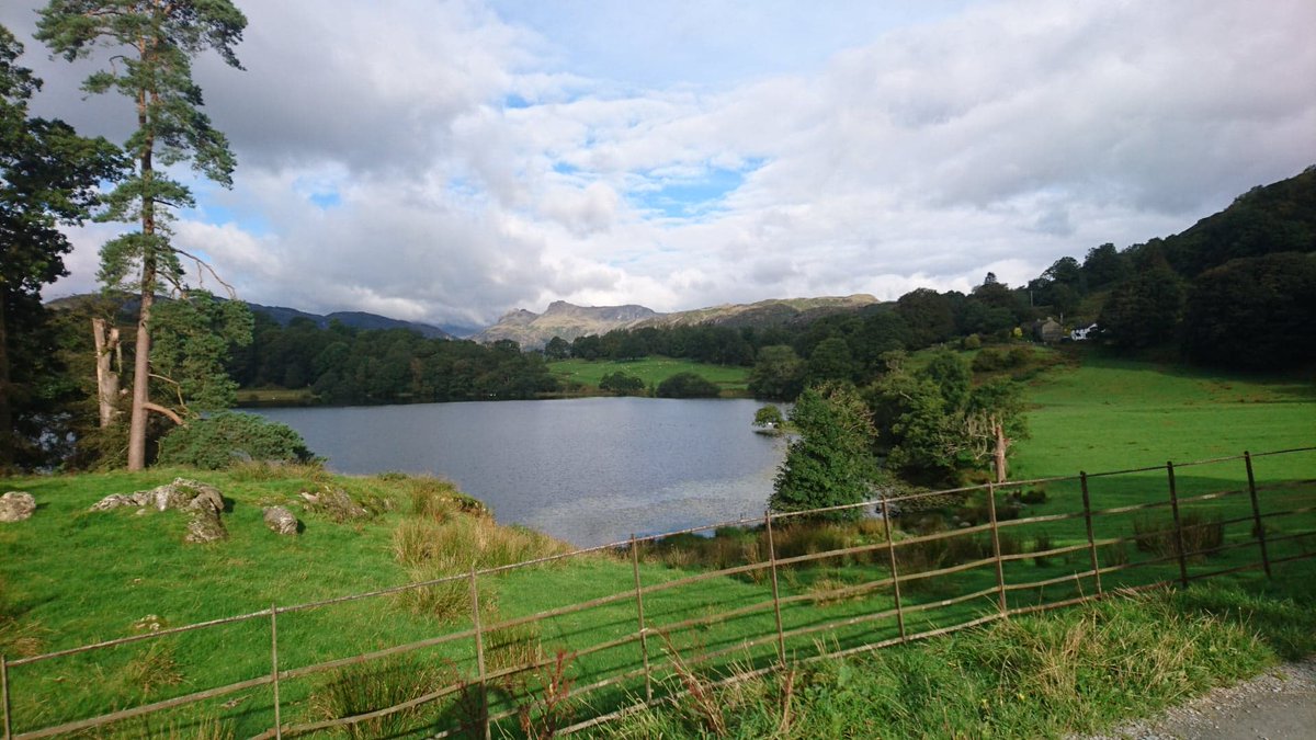 It was a glorious weekend here in the Lakes, perfect for a run round the Grasmere Gallop 17km route! <a href="/MountainFuel_UK/">Mountain Fuel</a> <a href="/visitgrasmere/">visit grasmere</a> <a href="/HerdyUK/">Herdy</a> @LakeDistrictPR