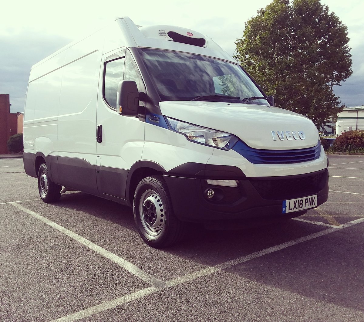 18 reg Fridge Conversion IVECO at an unbeatable price! Contact us today at 0800 049 9179 for more info, or email us at sales@acorntrucks.com