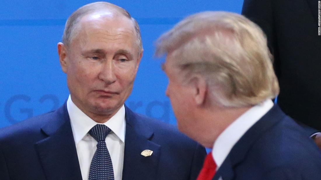 CNNPolitics's tweet image. Exclusive: The US extracted one of its top spies from Russia in 2017, worried about exposure and Trump’s handling of intelligence cnn.it/34xXzeq