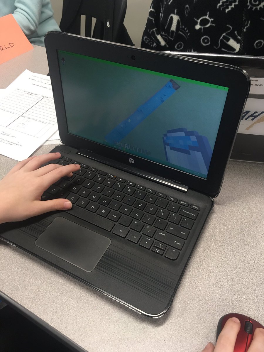OPS_Beveridge's tweet image. Using @PlayCraftLearn to gather and present information in @teachittaylor Speech Class for 6th graders. They were into it! #OPSProud #MinecraftEdu #OPStech #edtech