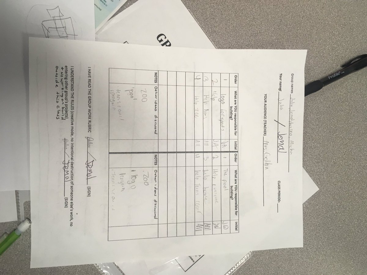 OPS_Beveridge's tweet image. Using @PlayCraftLearn to gather and present information in @teachittaylor Speech Class for 6th graders. They were into it! #OPSProud #MinecraftEdu #OPStech #edtech