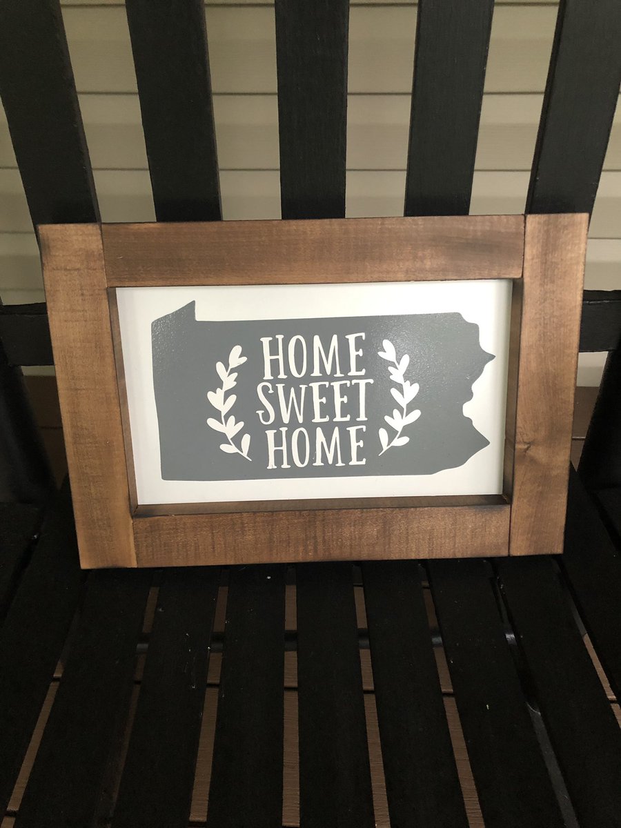 Home sweet home sign we made! I really love the burnt frame! 😍 #home #HomeSweetHome #Pennsylvania #NorthCarolina #farmhouse #farmhousesign #decor #custommade #handmade #SmallBusiness #whatdoyouthink