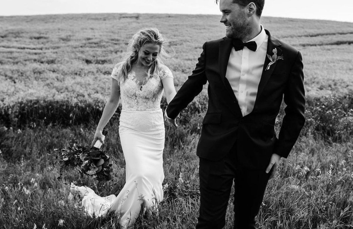 MuseBridal's tweet photo. When you find your forever ❤️

Sterling Images Photography 
#MuseBride #RealBride #MuseBridal #Musebdn #MuseWedding #mbwedding https://t.co/qWrzDKUe3t