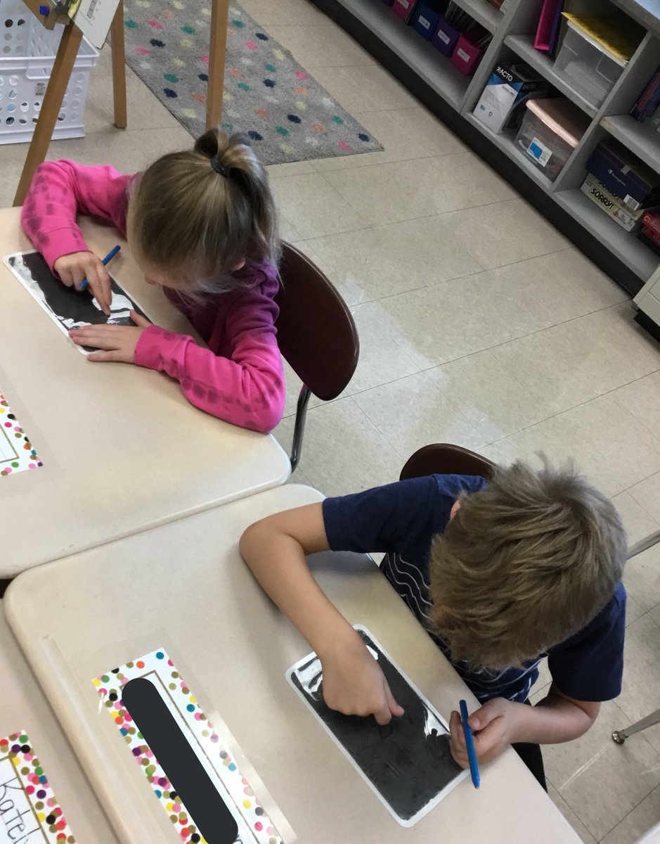MrsShakesFRSD's tweet photo. Testing out our Gel Boards for Fundations today! Do we think they’re cool? Verdict is: Yes!! So awesome! #Fundations #Gelboards #CopperHill https://t.co/p0QQzKJ5cz