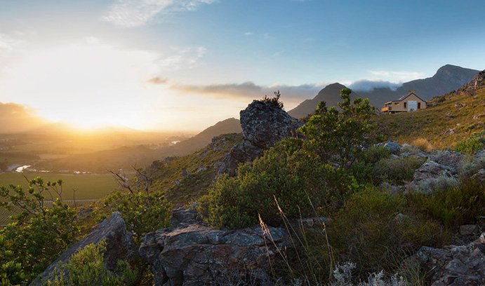 With only 4 weeks to go until the One Tonner in Wellington, we want to remind you to enter and prepare yourselves for a monumental ride over the iconic Bainskloof Pass. 
It is a challenge, but it will be worth it. 

pedalpower.org.za/events/pedal-p…