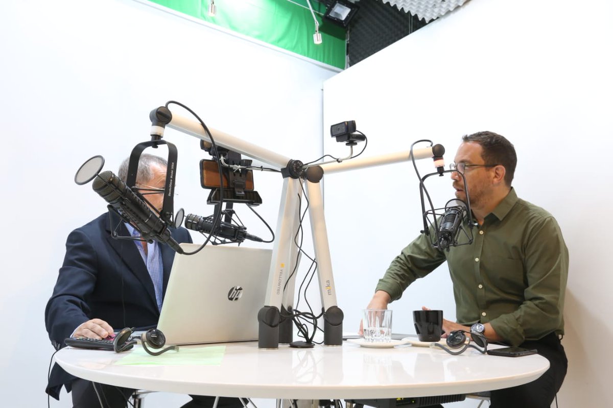 Hoy presentaremos el Plan Integral #EcuadorCreativo a artistas, creadores, gestores culturales y patrimoniales de la provincia del Azuay en el Museo @PumapungoMCYP, a las 15h00, destaca <a href="/juanfervelasco/">Juan Fernando Velasco</a> en entrevista a <a href="/antenaunofm/">Antena Uno</a>.