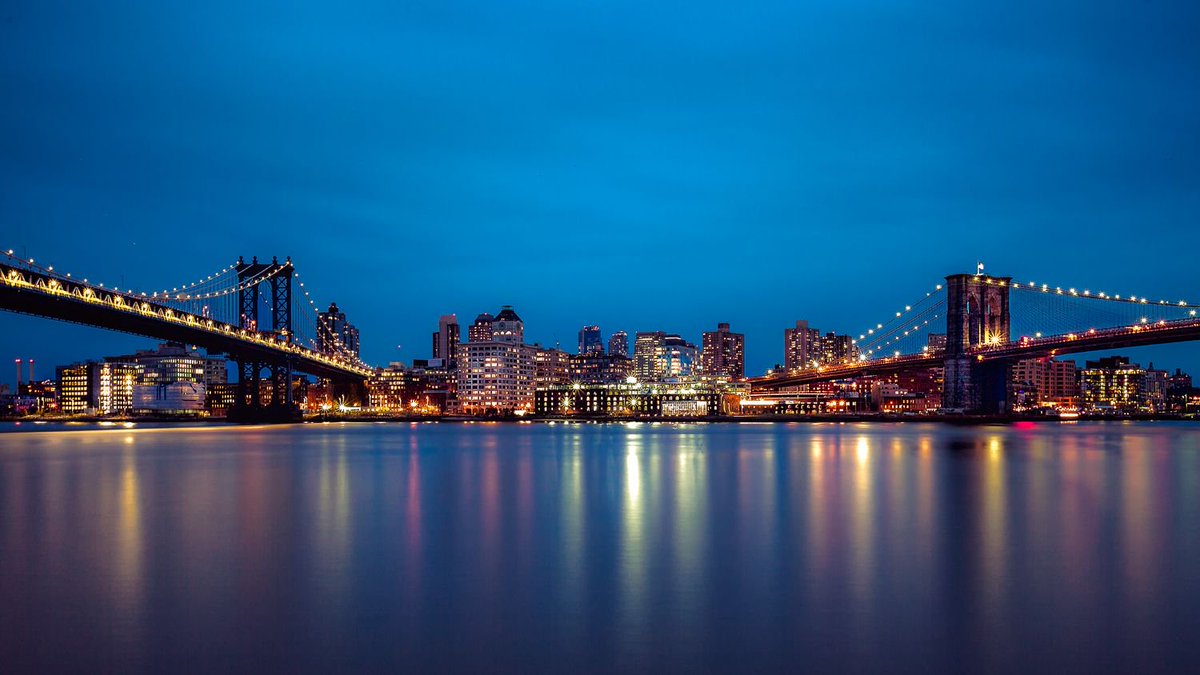 Between Manhattan & Brooklyn Bridges | Blue Hour
#brooklynbridge #nyc #manhattan #brooklyn #bridgesofnewyork #newyorkcity #newyork #bridge #sunset #walk #urbanscape #cityscape #ig_newyork #manhattanskyline #tonesofnyc #gramslayers #agamestones #artofvisuals #theimaged #ig_nyc