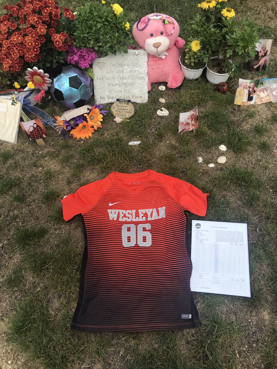 edrosensteel's tweet photo. Moe Monday! Last official game 9/8/2109 😇 #flyhighmoe #Moe86 https://t.co/73QqLy3L9e