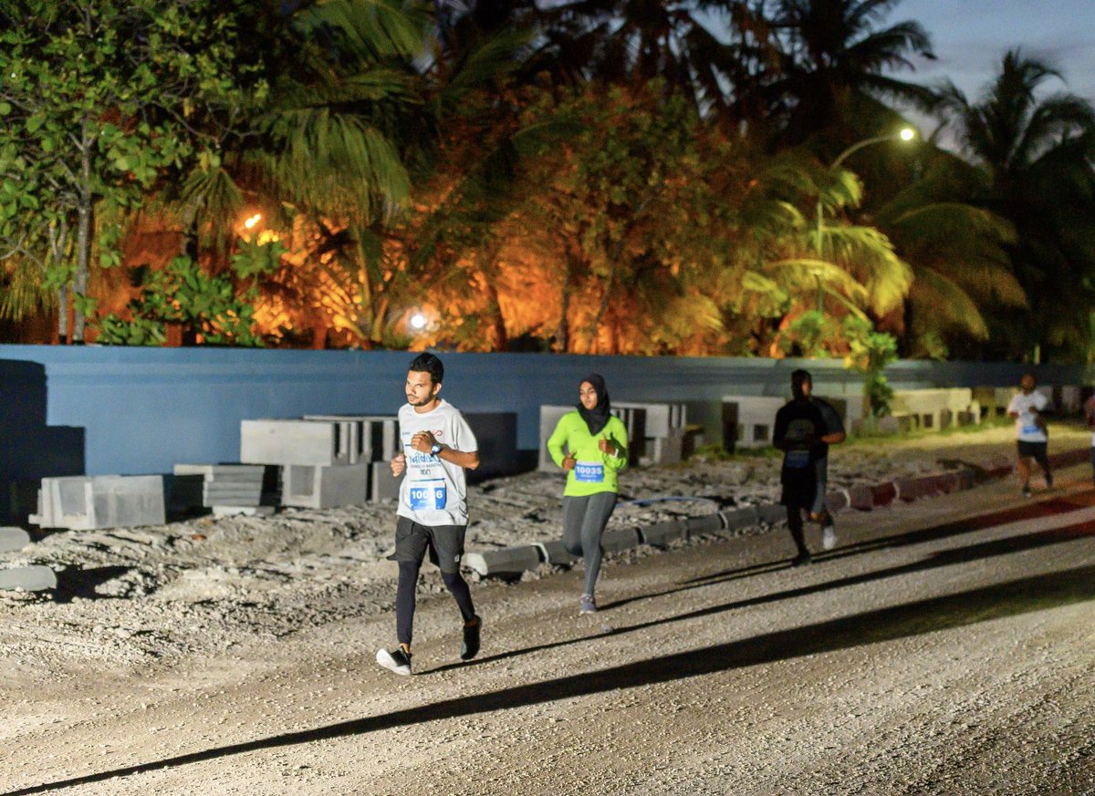 fvmmarathon's tweet photo. ⚠️ Caution! Runners approaching! 🏃❤️ 🏃🏾♀️
.
.
.
.
.
.⠀⠀⠀
Photo: Wink a Pic ⠀⠀⠀
#FuvahmulahMarathon #AFunRun #RunMaldives #MoveMore #ProtectTheReef #VisitFuvahmulah #VisitMaldives #Fuvahmulah #Maldives https://t.co/mr89uRPkiJ