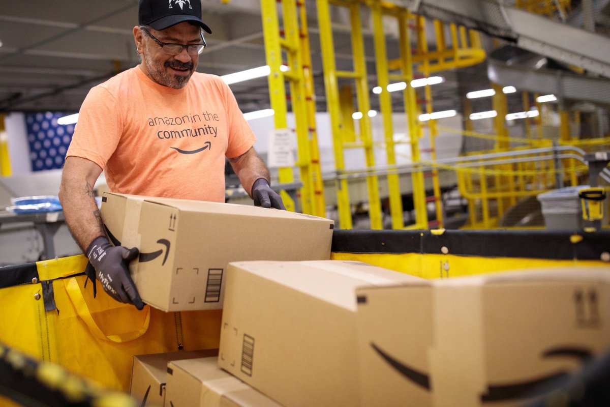 JeffBezos's tweet photo. We're sending two Amazon Air planes packed with tens of thousands of Amazon-donated and customer-donated relief items to support those impacted by #HurricaneDorian in the Bahamas. Thanks to all the teams who are making this possible. https://t.co/iY86RGh9AX https://t.co/Y3DHueJaXf