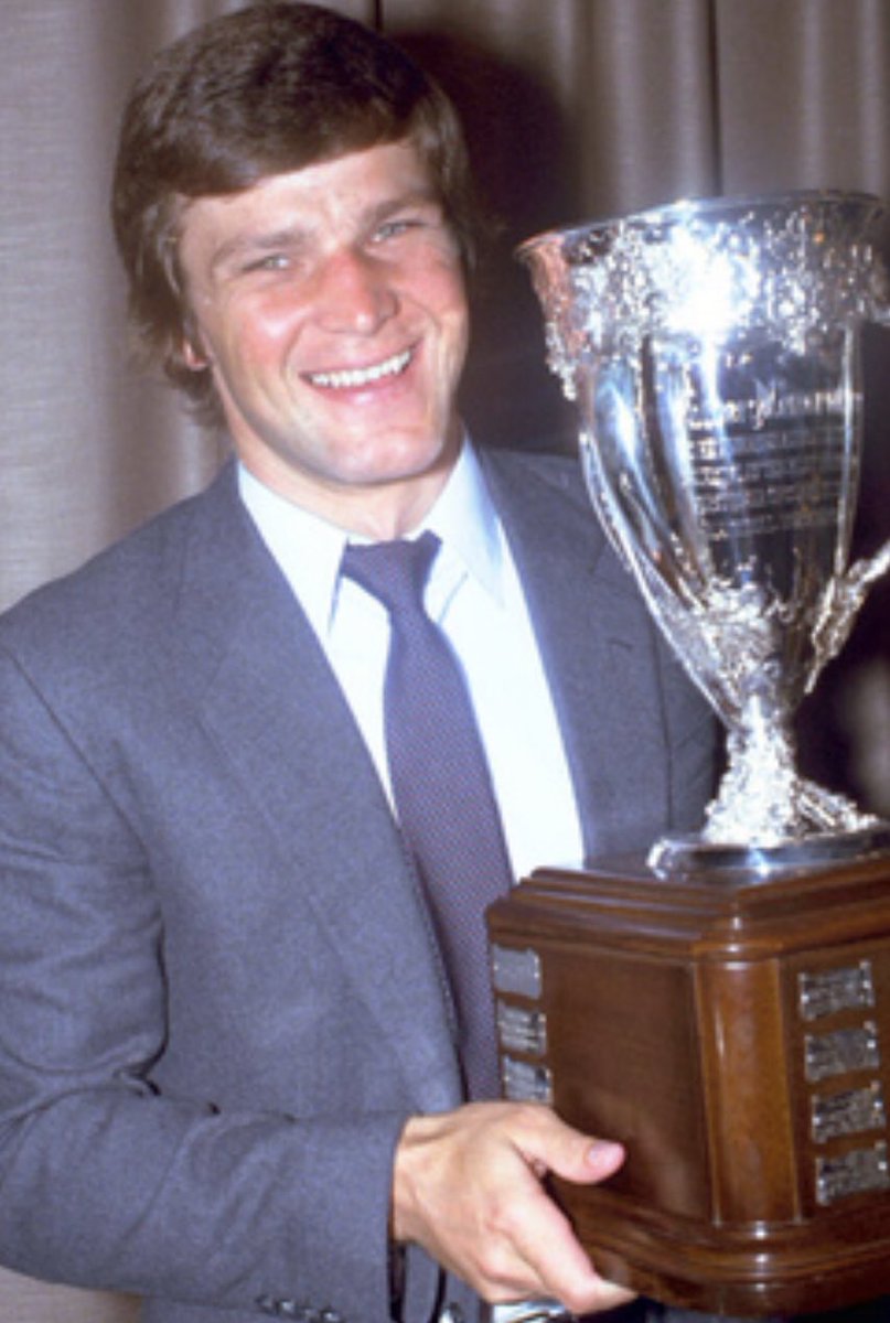 80sNhl's tweet photo. Peter Stastny Calder Trophy winner in’81. #Nordiques https://t.co/fltICcCfSz
