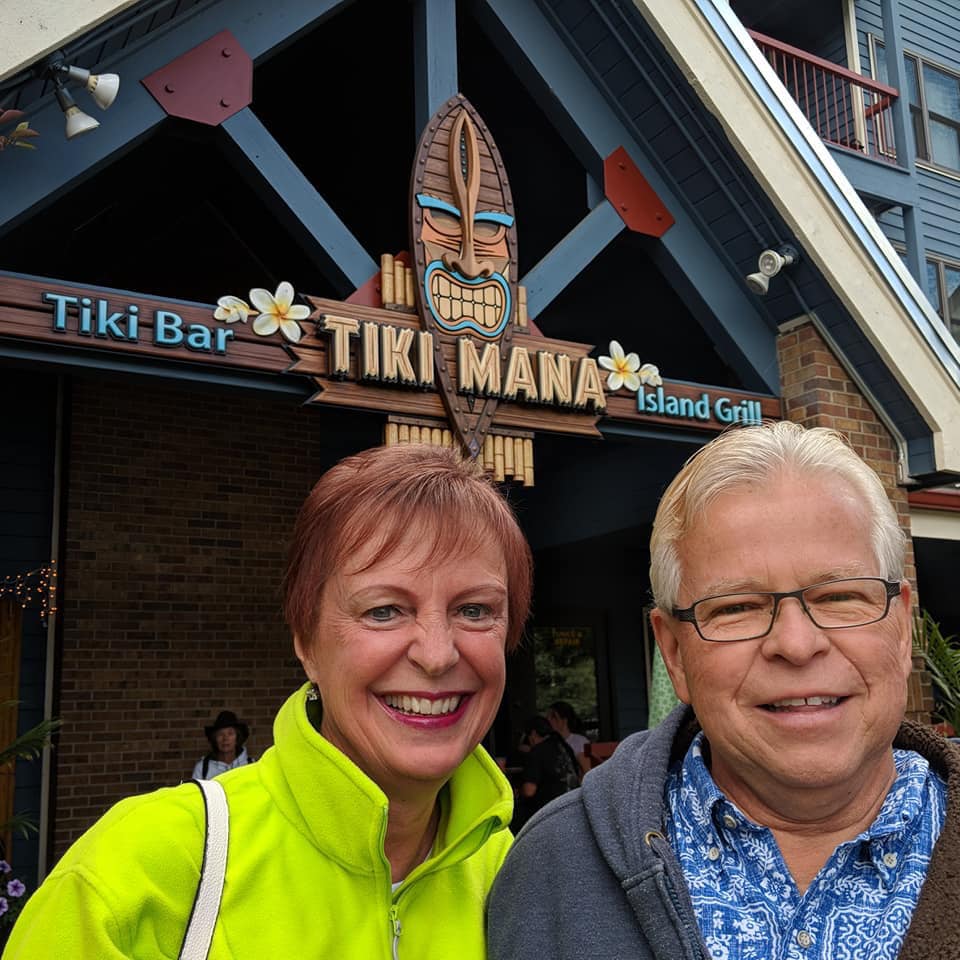 TikiManaNoodles's tweet image. Smiles and Tiki vibes--Aloha to our last great Monday at #TikiManaCO Breckenridge! 🌺🌴💛 #COeats #HIvibes #BreckEats #AspenEats

|Great photo via Lori C. on FB|