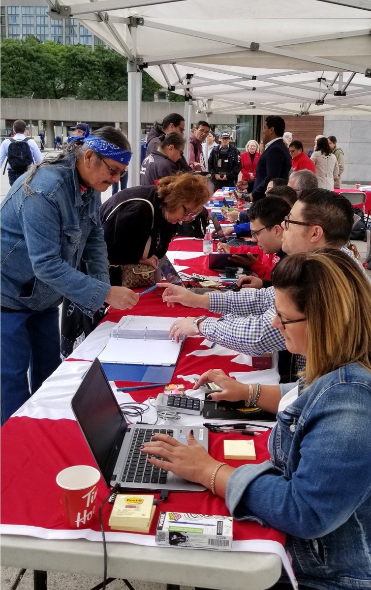 ISC_Ontario_RDG's tweet photo. We are very excited to be holding our first annual Treaty Annuity payment event in Toronto! A reminder that you can come pick up your Treaty Annuity payment today until 6pm at Nathan Phillips Square. https://t.co/GWKeSg6j7f