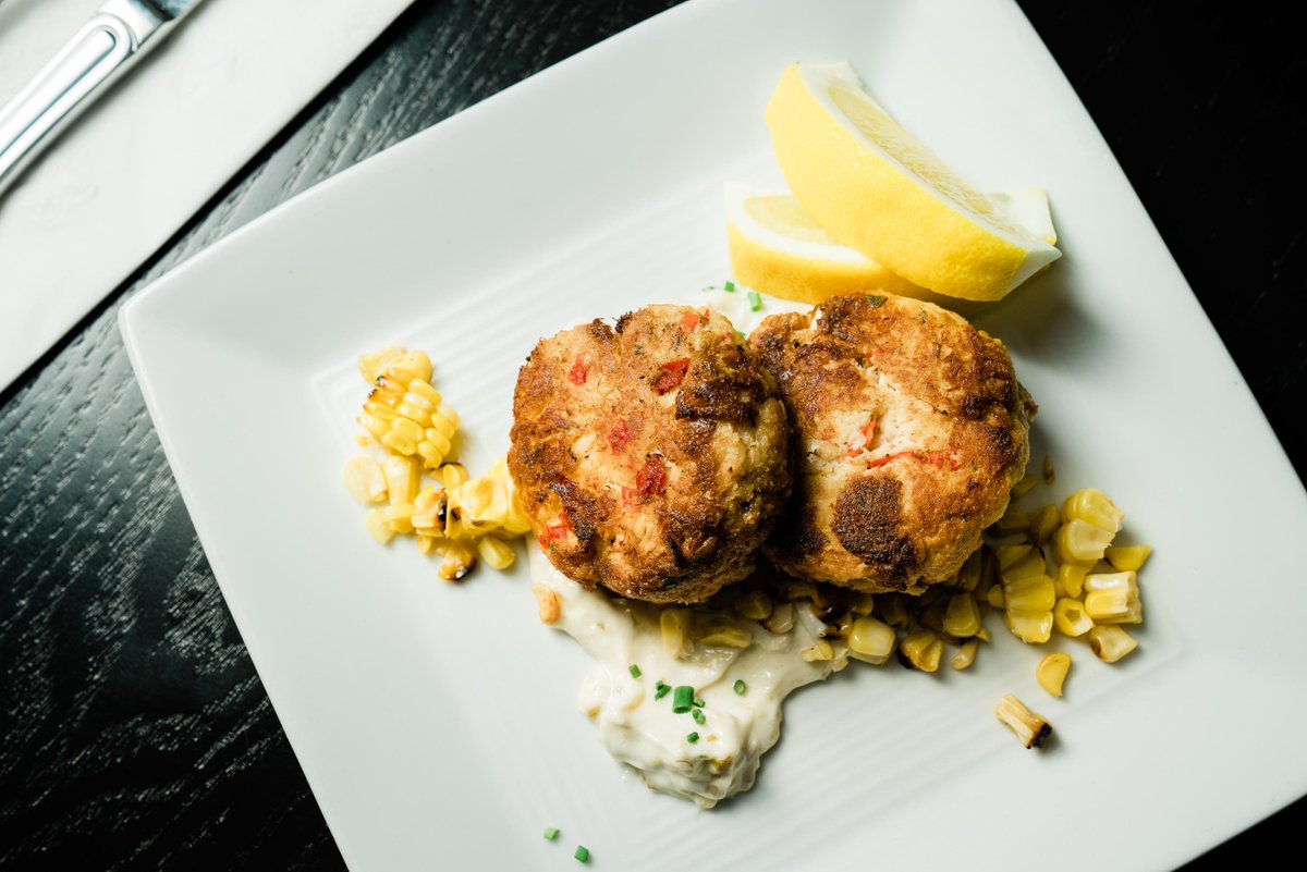 Our crab cakes are so good, it should be against the claw. (Sorry, we had to!) 🦀