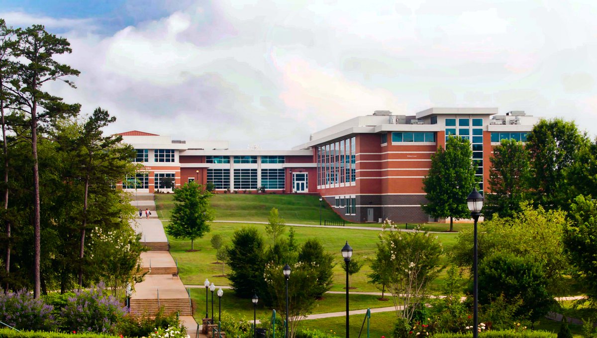 USCUpstate's tweet photo. Excited to announce we are No. 1 among Top Public Schools (Regional Colleges South) for 2020, according to @usnews. More information here: https://t.co/4dOQxndzUw #uscupstate #upiswherewelive https://t.co/4VQ8535pFM