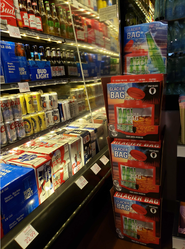 rpassociatesinc's tweet photo. Check out our Glacier Bags making a statement at @abcstoreshawaii across Hawaii! All you need to do is add ice and your favorite canned or bottled beverage will be ice cold in just 15 minutes! #GlacierBag #Hawaii #ABCStores #IceColdIn15Minutes https://t.co/H0JyS29a4i
