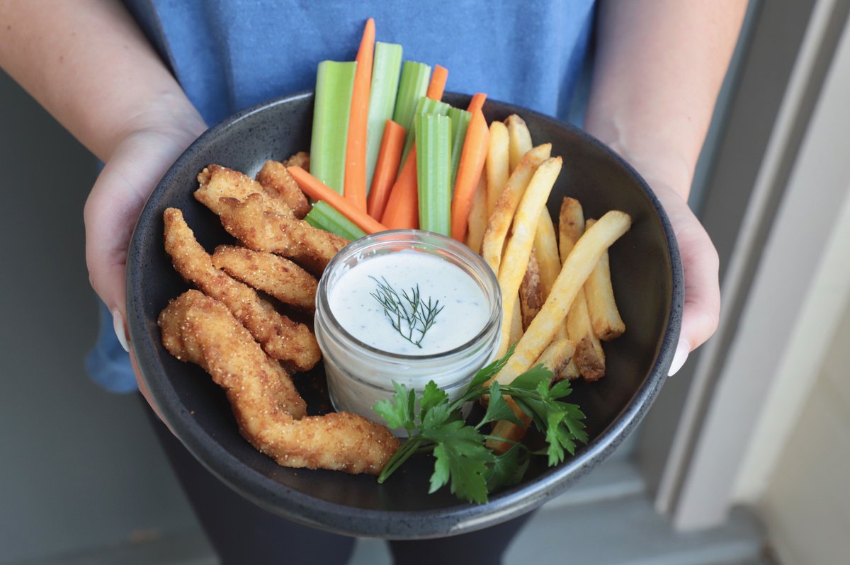 If you are the person who puts ranch on everything, you NEED to try this recipe. We used french fries, gluten free chicken strips, carrots and celery, but feel free to use anything your heart desires. Dipping our Kosher Dill Pickles is also suggested!⠀
buff.ly/2yqfO6Y
