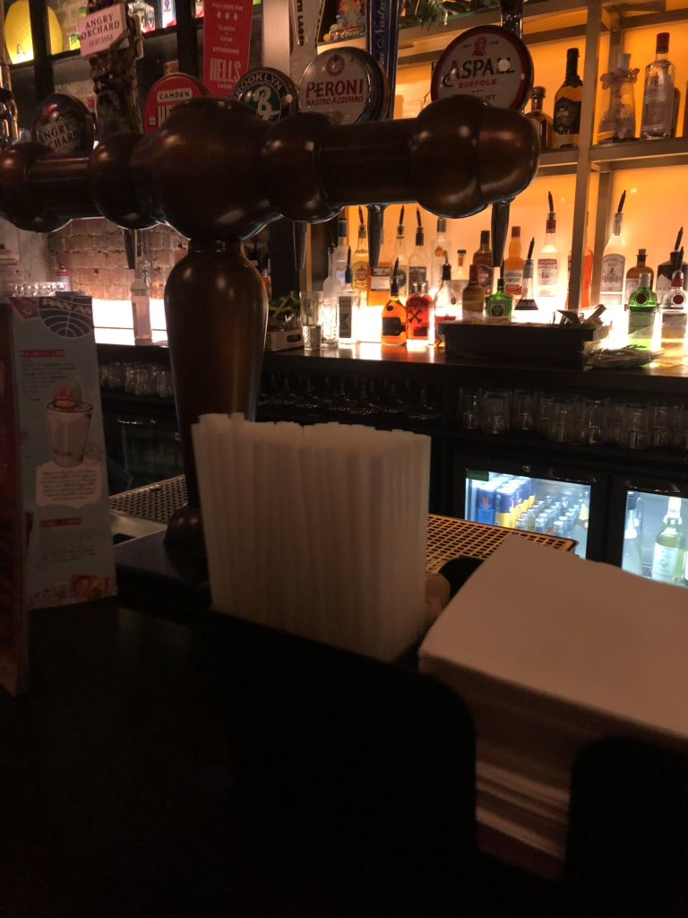 leahds's tweet photo. @RevdeCubaMK shocking!!! Plastic Straws!! https://t.co/0VbQVqN9T4