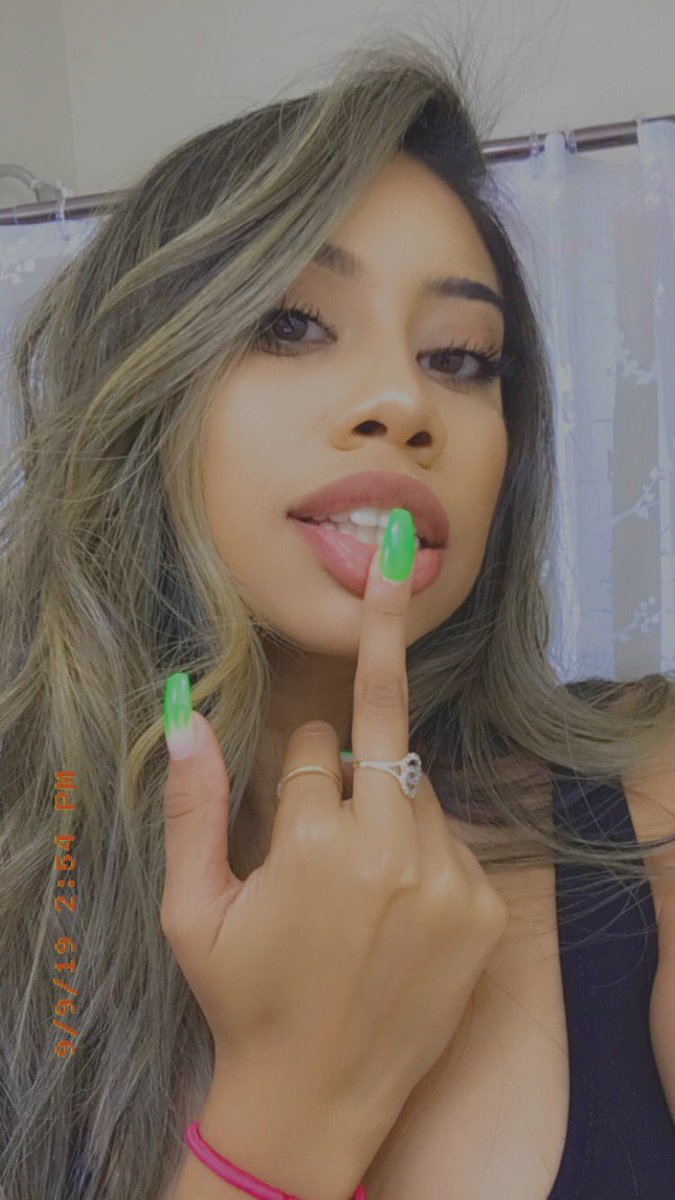 jessthewayulike's tweet photo. Got my hair done and idk how to act https://t.co/WaQsxdg74R