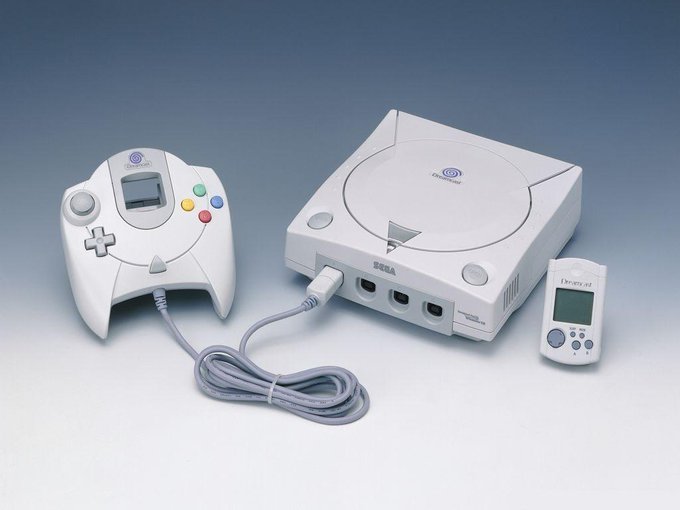 El día de hoy se cumplen 20 años del lanzamiento de la SEGA Dreamcast en América, una consola adelantada a su época 👾👾👾

¿La tuviste? ¿Cuál era tu juego favorito? ❤️