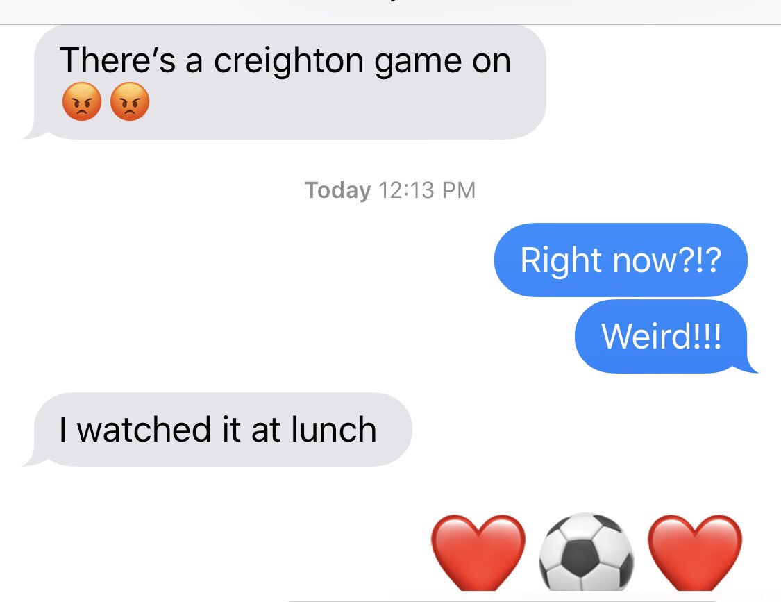 SummerHighfill1's tweet photo. Dedication to her team ⚽️❤️⚽️ even at school @creightonmsoc https://t.co/DmpG711eiR