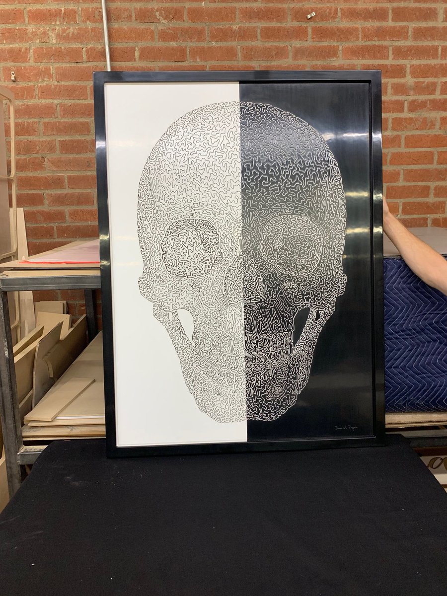 danielduganart's tweet image. Shipped my 4x3-ft engraved skull to client in the Hamptons. The one continuous line was hand-drawn,  lasered into wood, and hand-painted. Part of my anatomy series as I was studying to be a doctor in college. 
#onecontinuousline #danielduganart #skull #skullart #3Dart #art