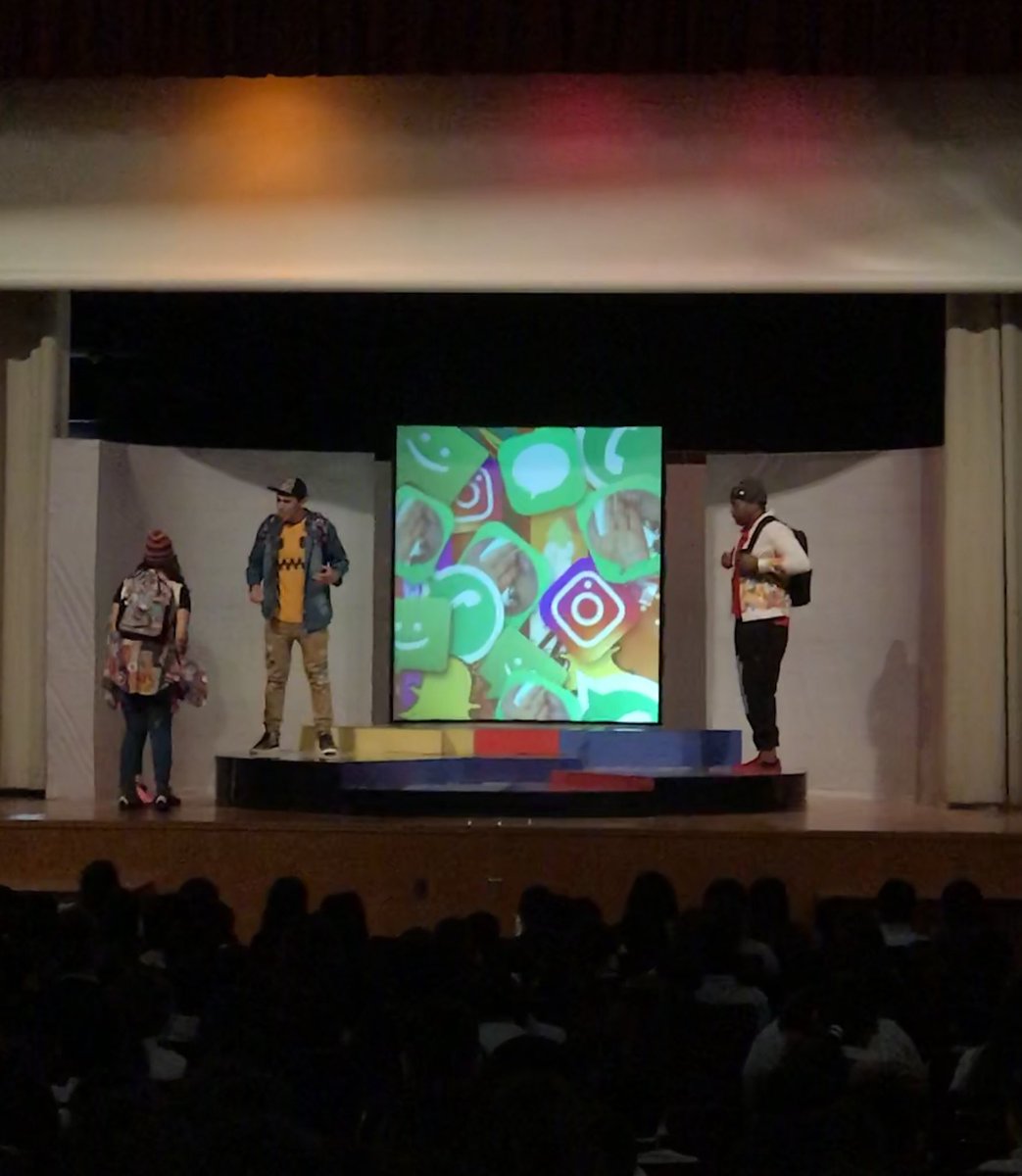 JLouni's tweet photo. #kpetscal opens new bullying awareness play Don’t Forget To Like at San Fernando Middle #LAUSD @kpedtheatre #kptogether https://t.co/LiR4c0o0Lw