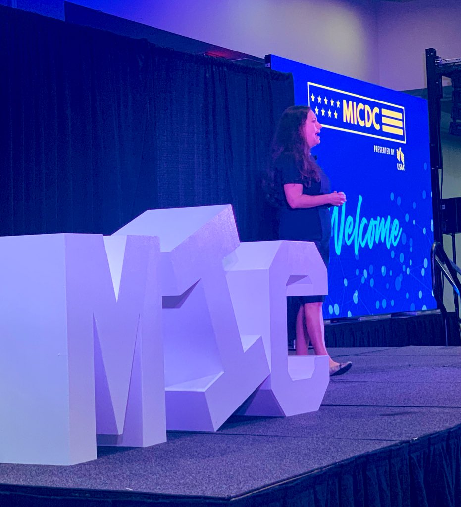 libbyslemonade's tweet image. Total lady crush on @WWCPrez and “accidental entrepreneur” - love her story of hard work, karma, and success. #MICDC #milspouse #entrepreneur #leader