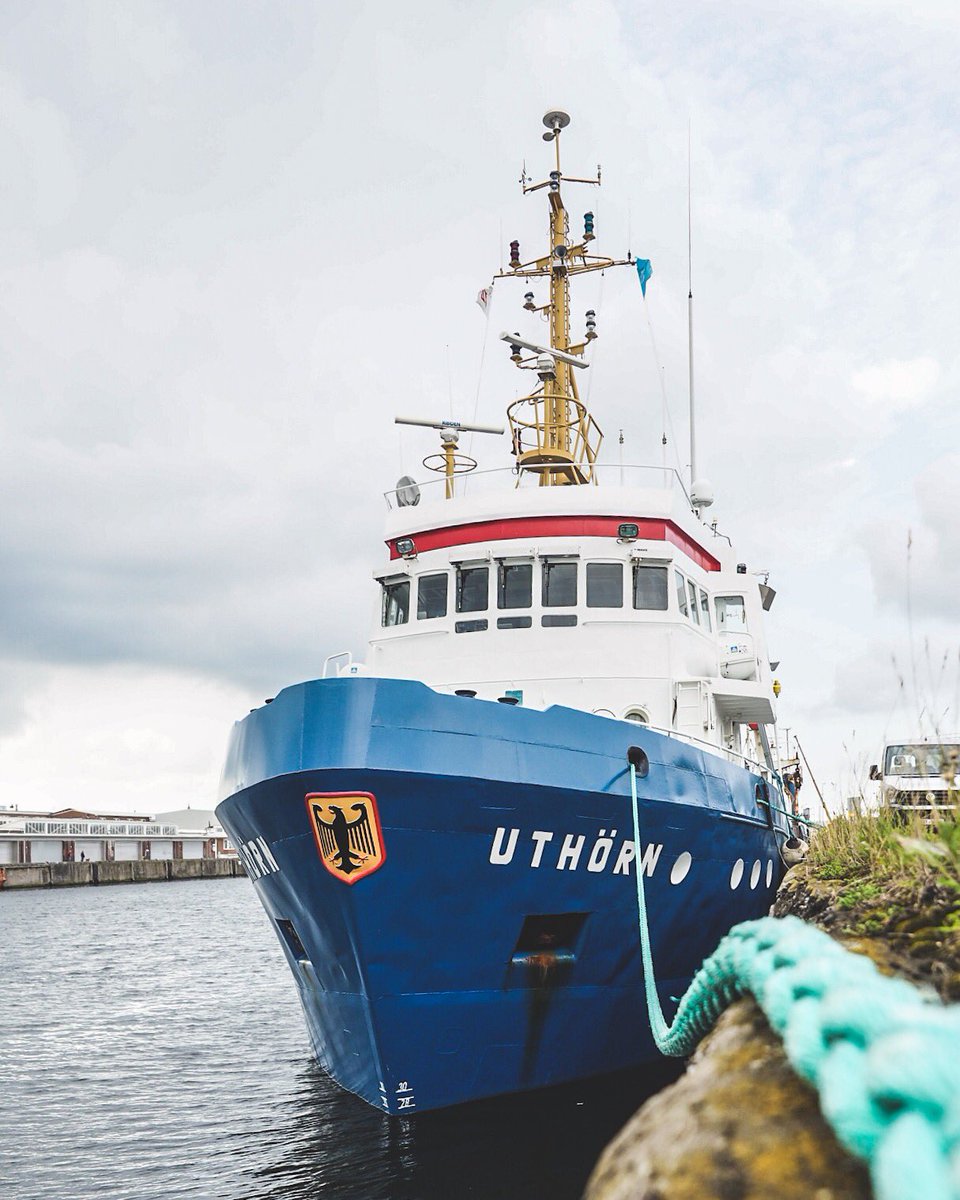 HelmholtzMoses's tweet photo. Last preparations for 3rd MOSES cruise. To better understand the impact of extreme high- and low-flow events,3 research ships in the @helmholtz_de program MOSES will undertake a joint research cruise from the Elbe estuary to Helgoland.#MOSESresearch 
@HZG_de @AWI_Media @GEOMAR_de https://t.co/P3TL2ZGHQe