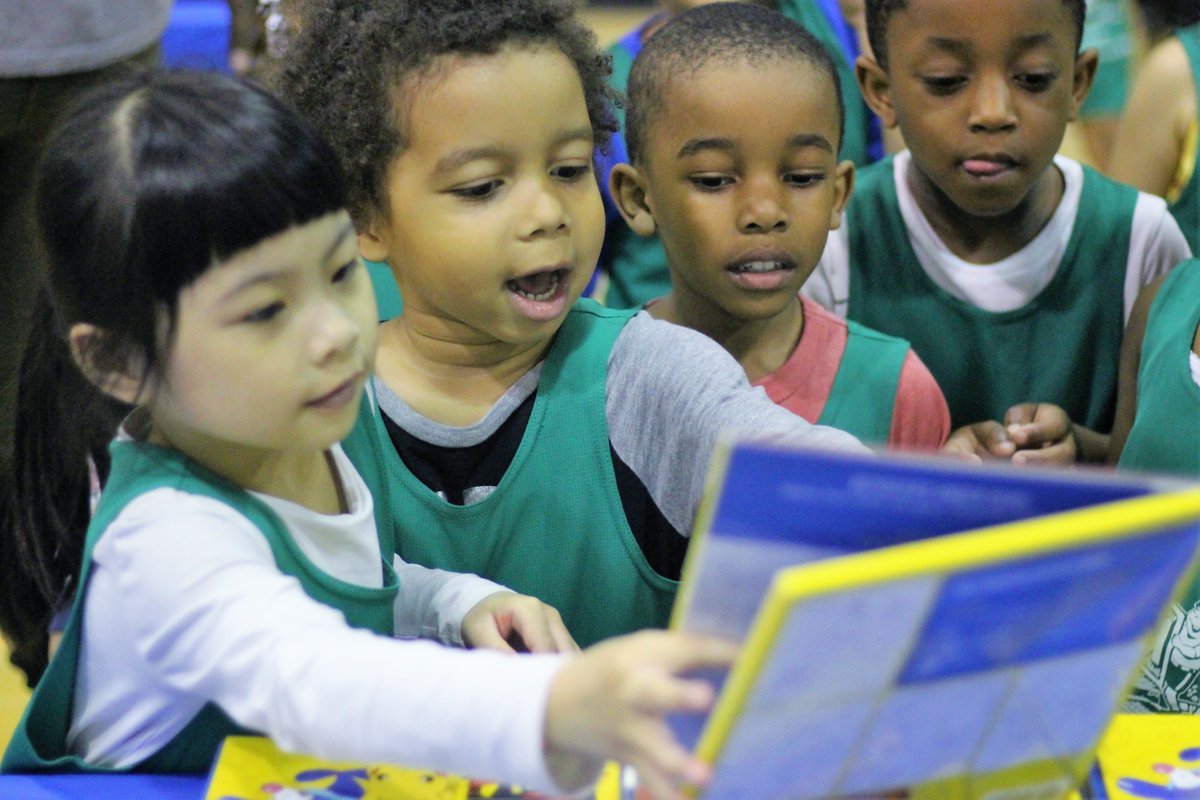 GoddardRiv's tweet photo. Looking forward to tonight's @NYTEvents with @PamelaPaulNYT and @mariarussonyt on #HowToRaiseAReader! Reading is something we care passionately about, from our children's and youth programs to our annual Book Fair 📚📚📚https://t.co/8Vlx0iMIMr https://t.co/mBwybAuLlk