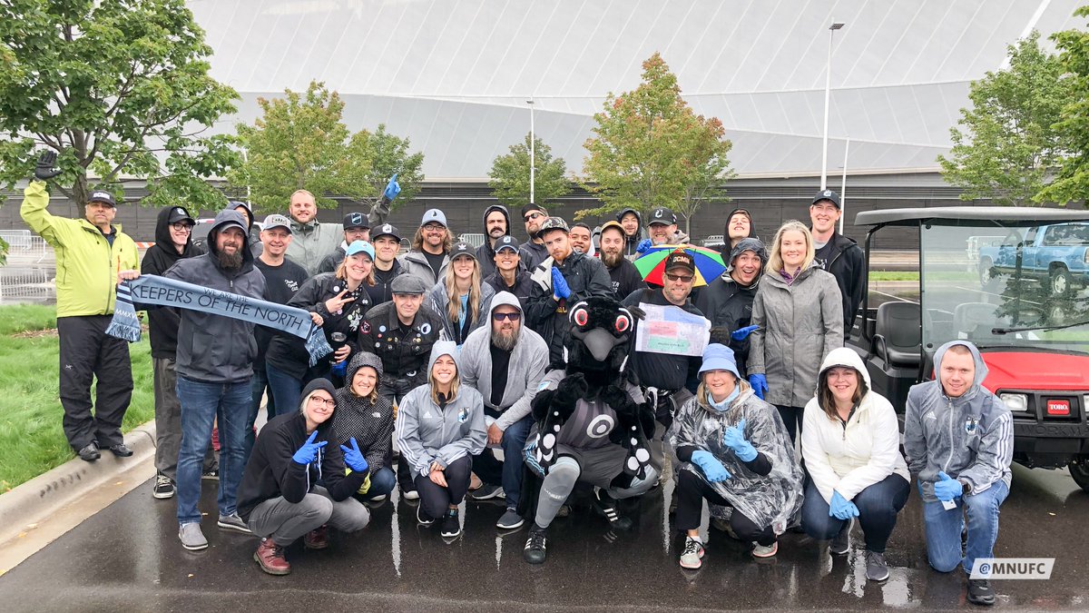 MNUFC's tweet photo. Yesterday, #MNUFC supporters collected over 300 pounds of trash &amp; recycling as part of the Midway Neighborhood Cleanup! https://t.co/LuiDBX8zJs